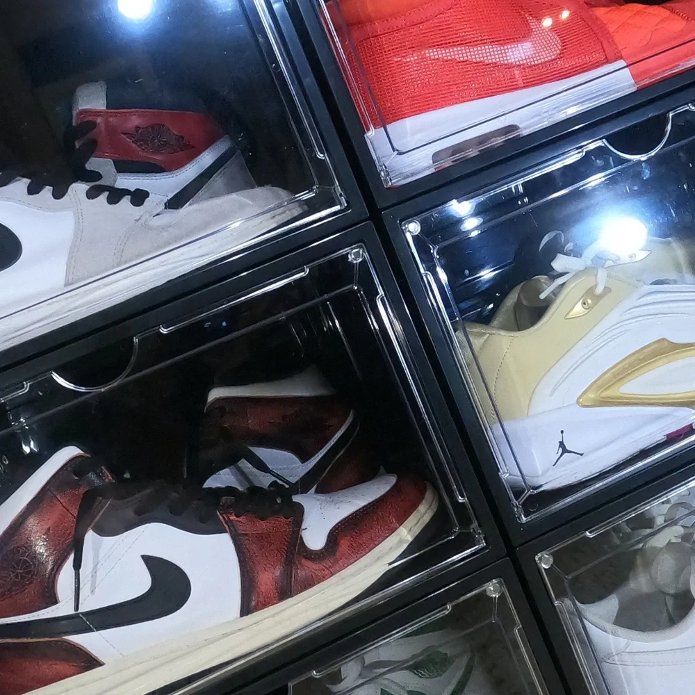 Men’s Nike Sneaker Mystery Box Used – Great Condition - Picture 2 of 2